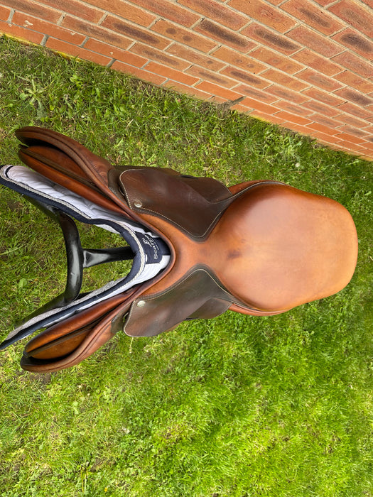 Butet 'C' Jumping Saddle 2020