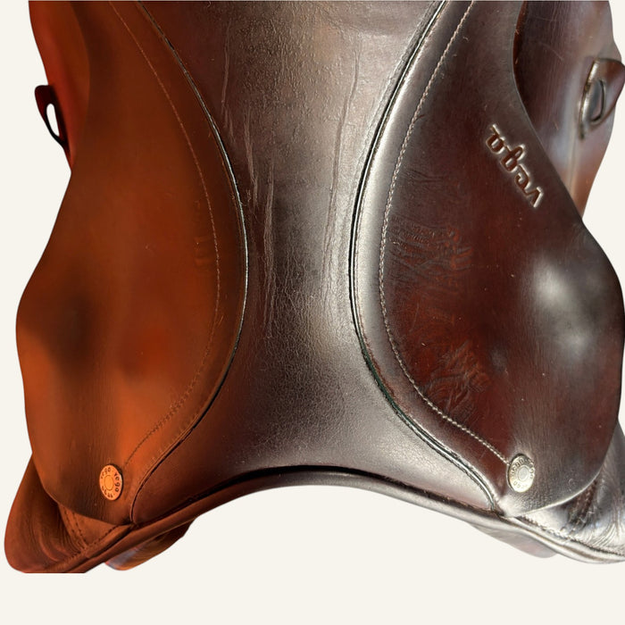 Amerigo Vega Jumping Saddle